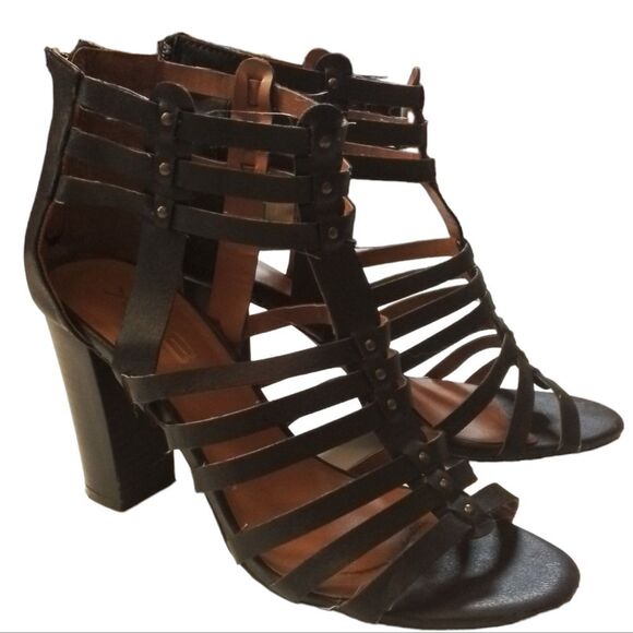 X2B Gladiator Sandals Black Leather Brass Grommeting Back Zipper 3"-4" Heels - Picture 4 of 12